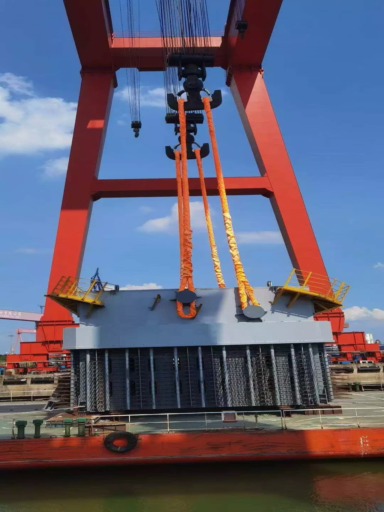 Мы оставались онлайн во время Рождества — готовы к приему заказов в новом году.